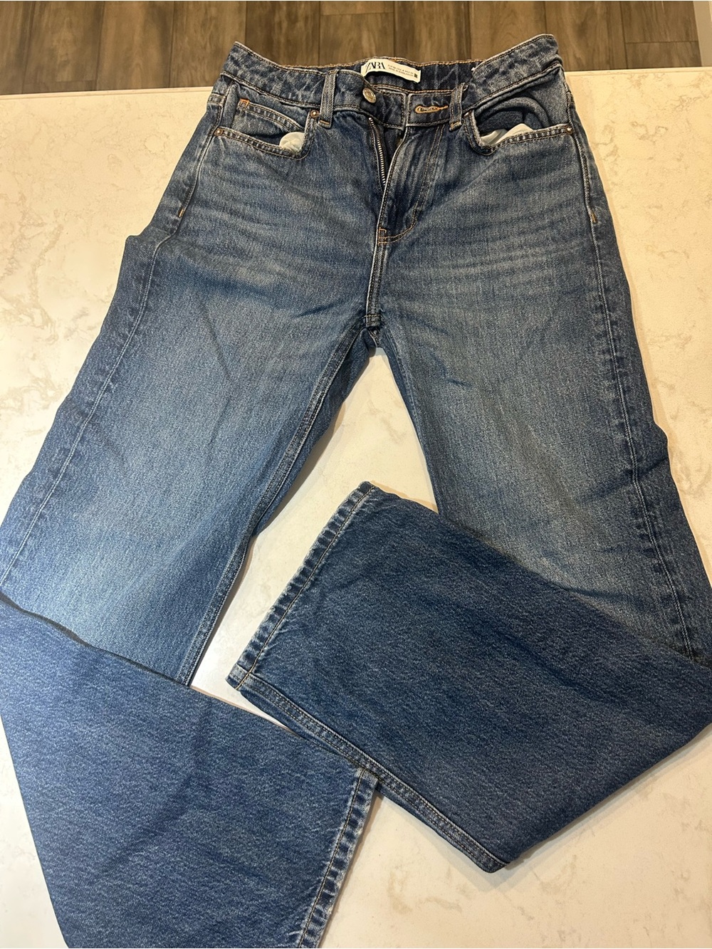 Zara Men's Medium Blue Straight Jeans